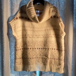 Free People Short Sleeve Cowl Neck sweater Size XS